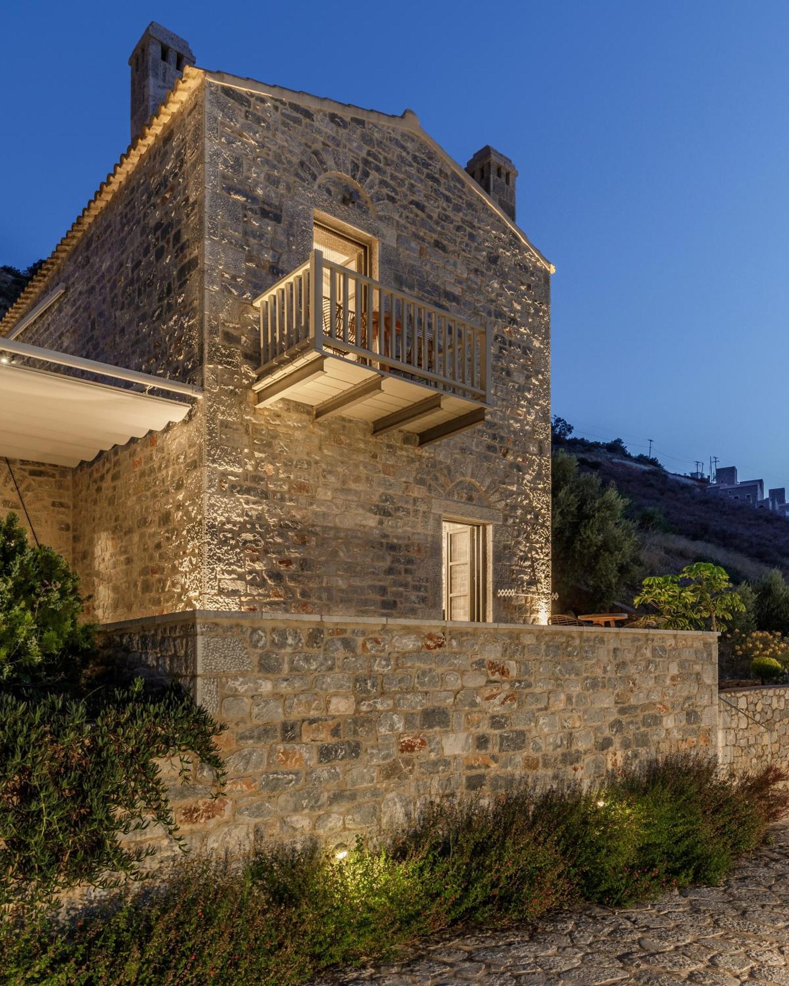 Trapela Limeni Luxury Suites Exteriér fotografie