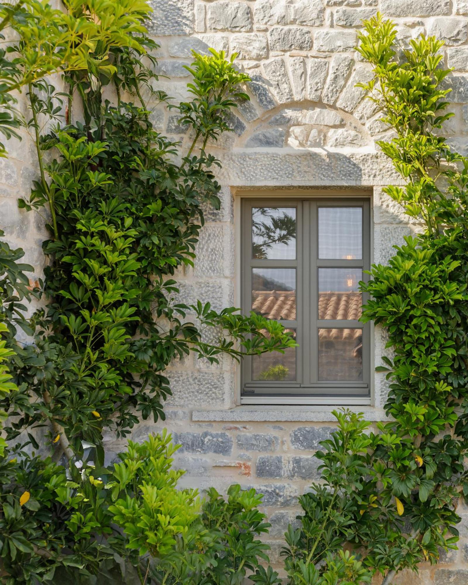 Trapela Limeni Luxury Suites Exteriér fotografie