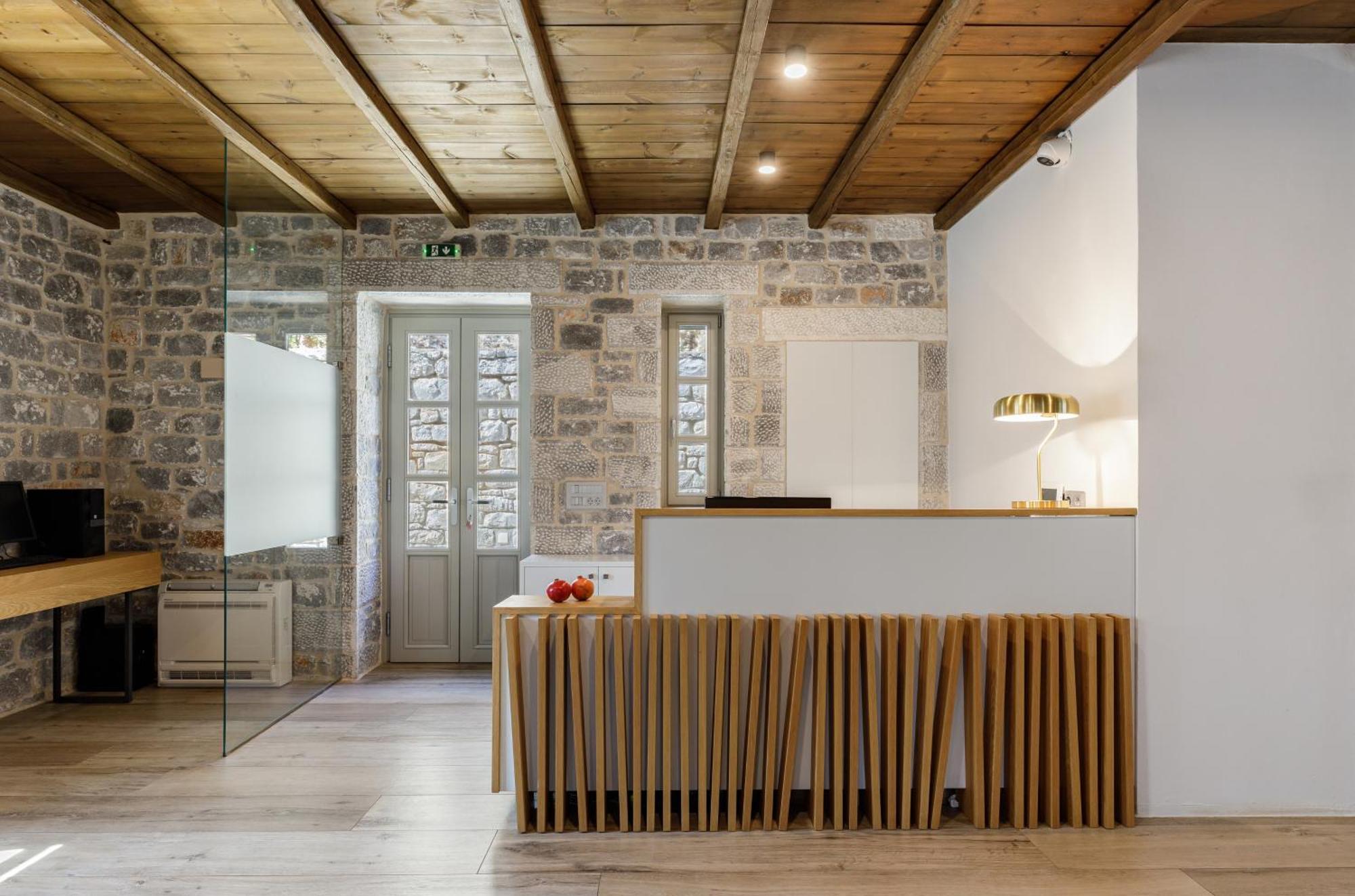 Trapela Limeni Luxury Suites Exteriér fotografie