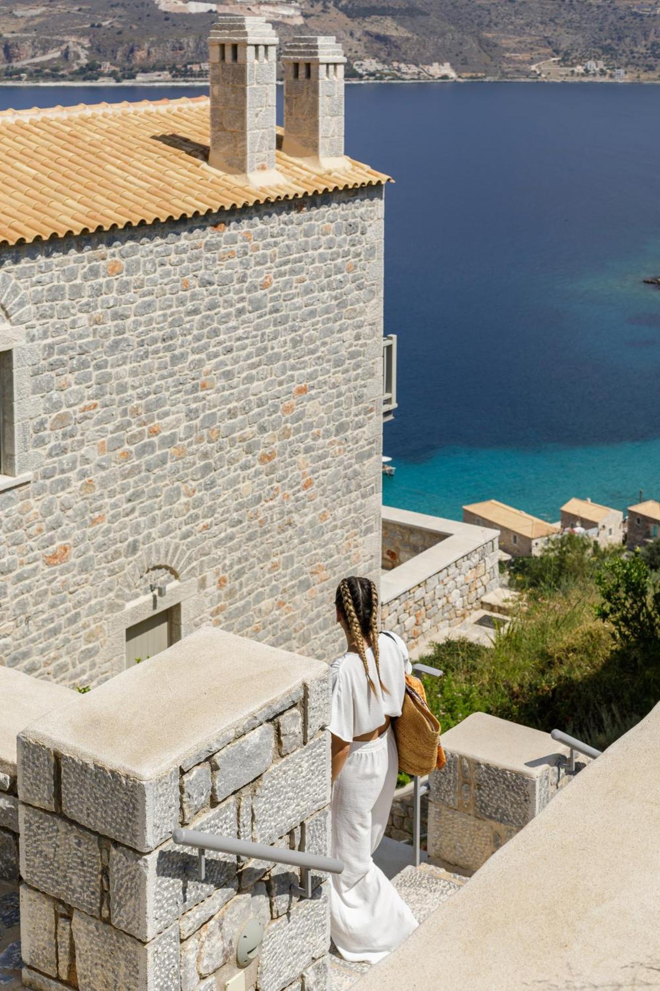 Trapela Limeni Luxury Suites Exteriér fotografie