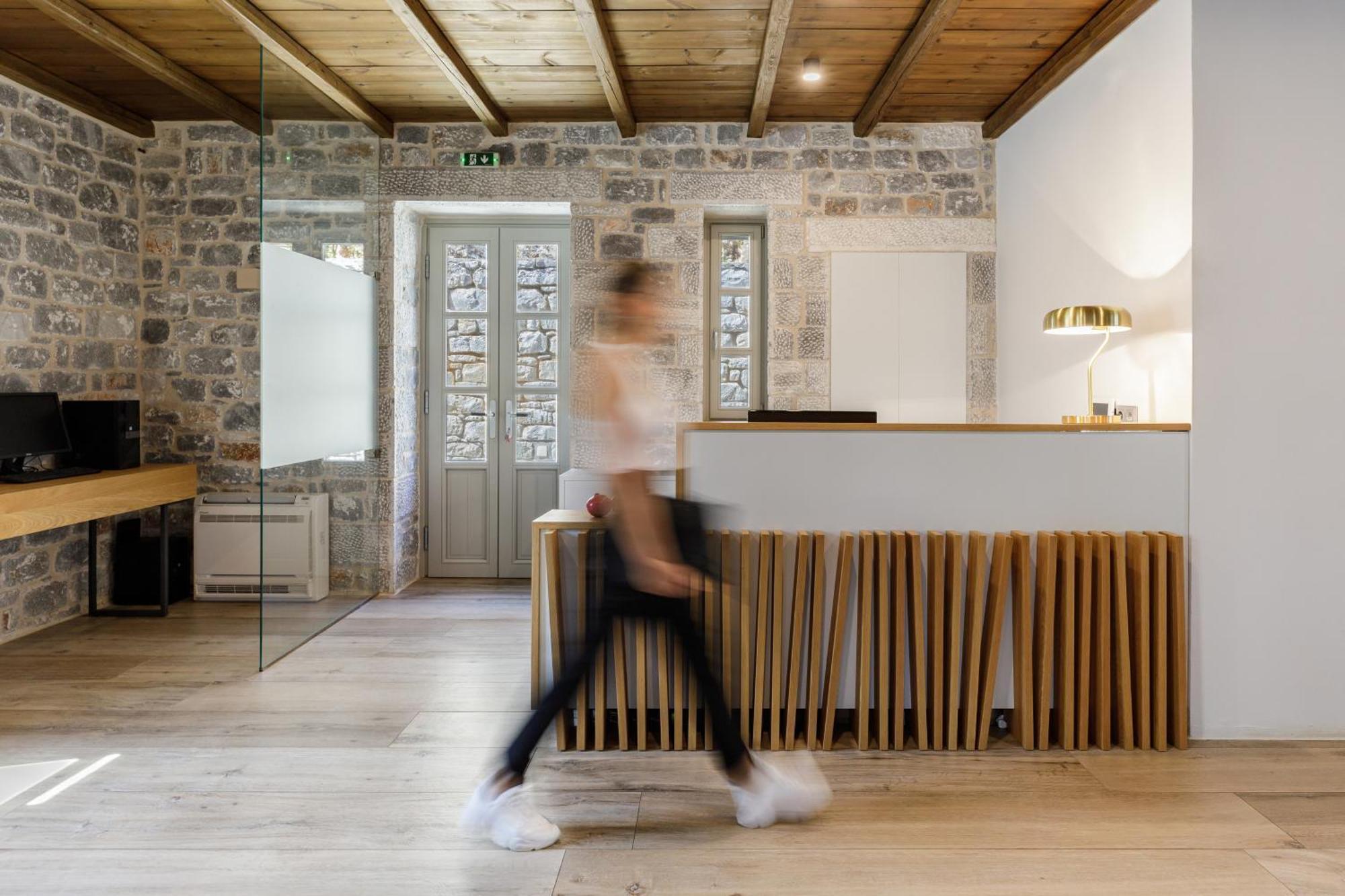 Trapela Limeni Luxury Suites Exteriér fotografie