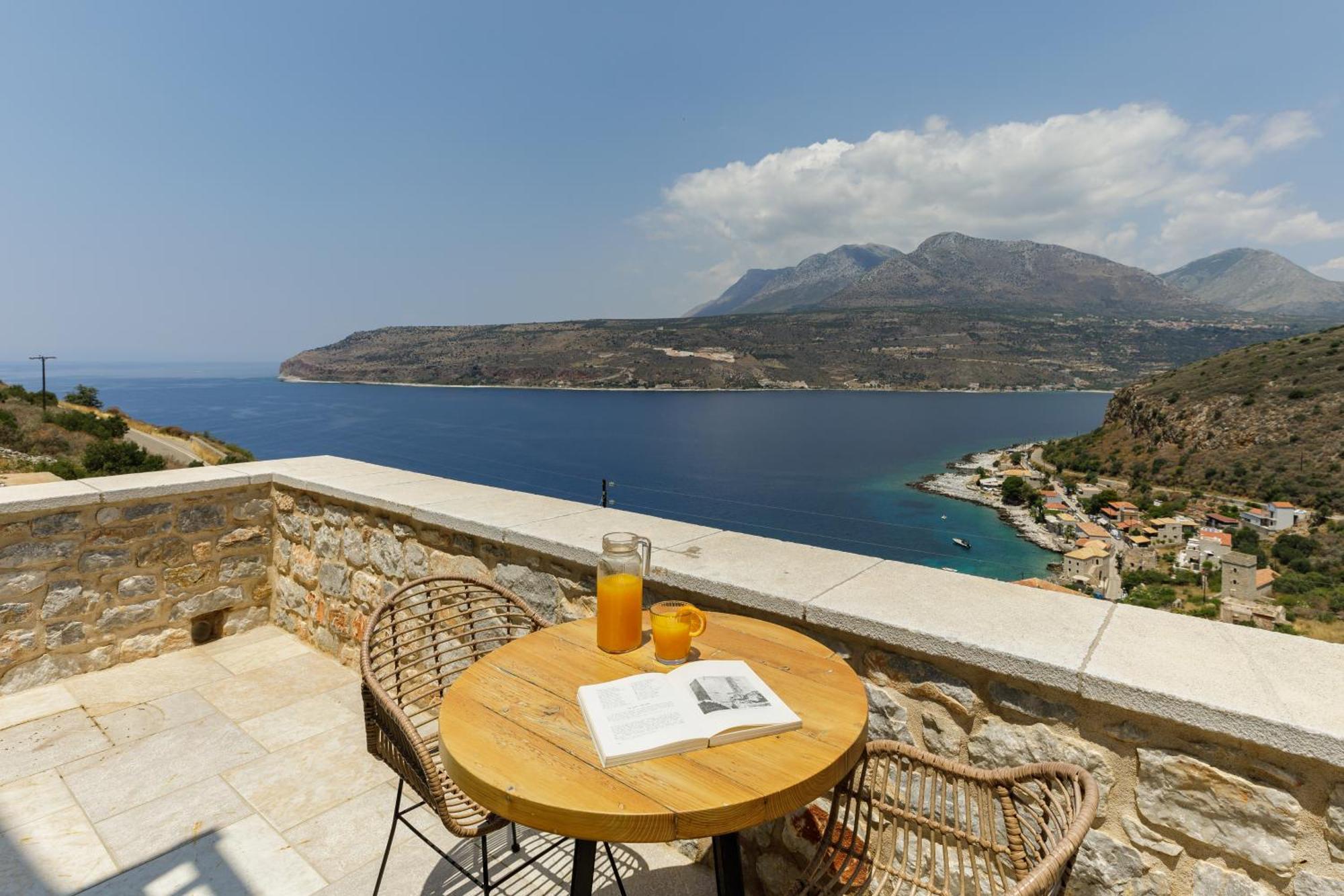 Trapela Limeni Luxury Suites Pokoj fotografie